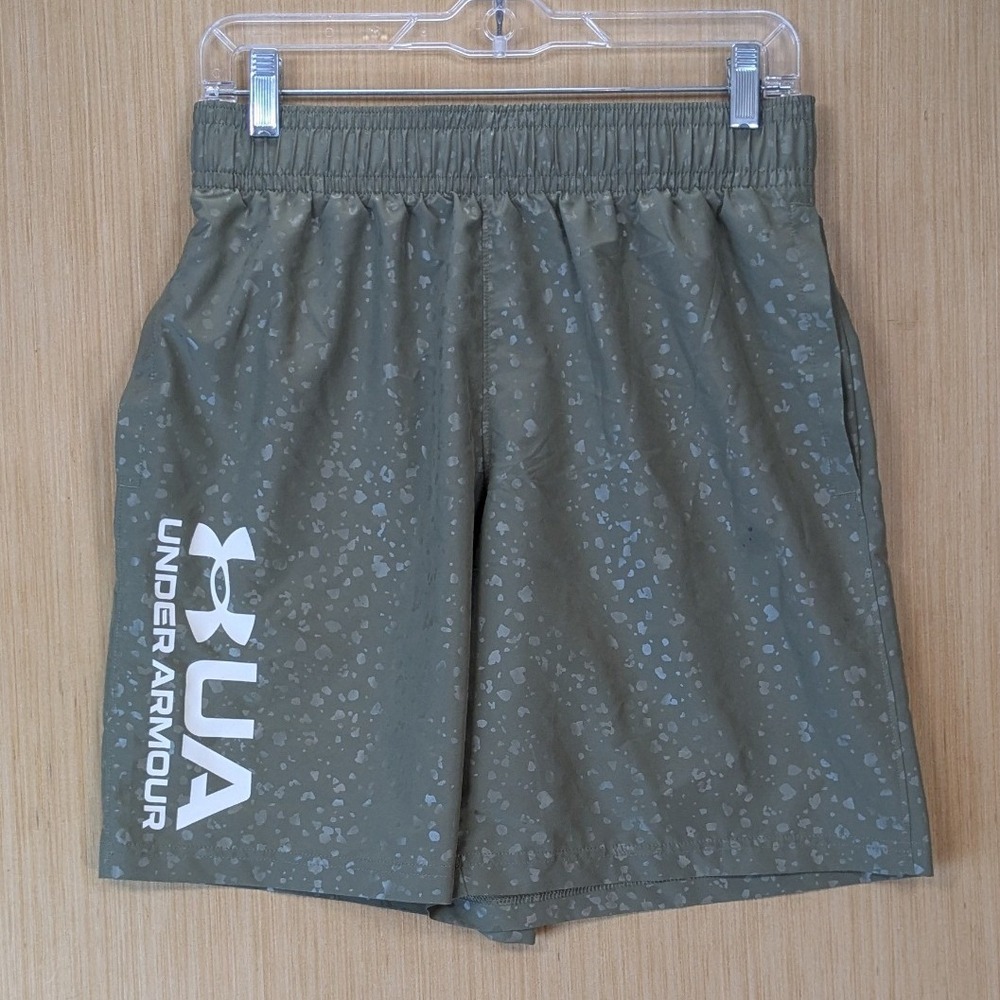 Under Armour Mens Active Green Splatter‎ Print Loose Fit Athletic Shorts Medium
